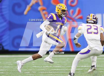Thumbnail 2 in Lutcher vs Amite (LHSAA Class 3A Final)  photogallery.