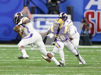 Thumbnail 2 in Lutcher vs Amite (LHSAA Class 3A Final)  photogallery.