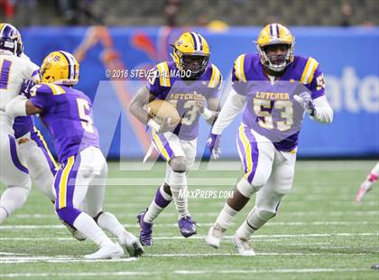 Thumbnail 2 in Lutcher vs Amite (LHSAA Class 3A Final)  photogallery.