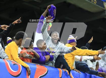 Thumbnail 2 in Lutcher vs Amite (LHSAA Class 3A Final)  photogallery.