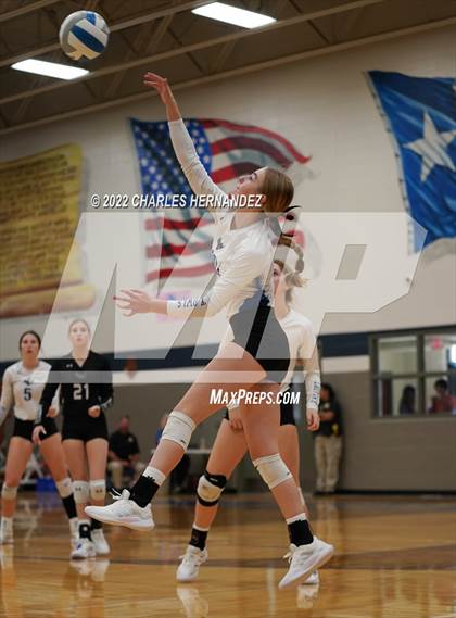 Thumbnail 3 in Tarkington @ Anderson-Shiro photogallery.