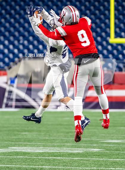 Thumbnail 3 in Catholic Memorial vs. St. John's Prep (MIAA Division 1 State Final) photogallery.