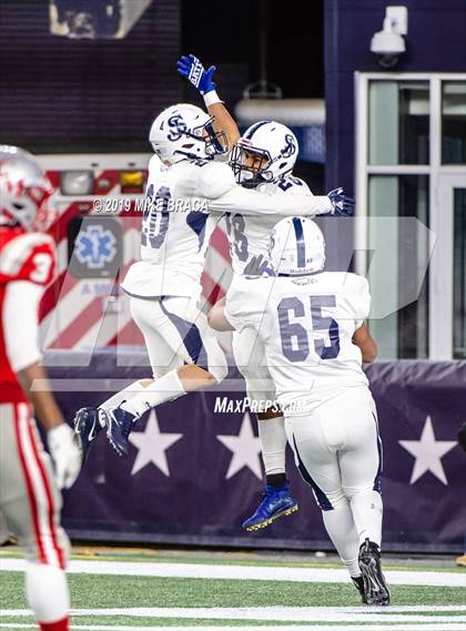 Thumbnail 2 in Catholic Memorial vs. St. John's Prep (MIAA Division 1 State Final) photogallery.