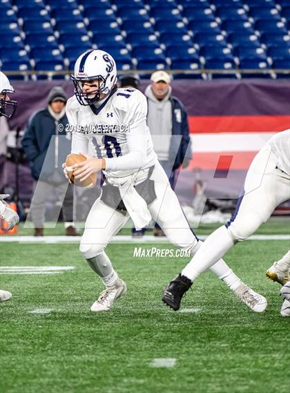 Thumbnail 2 in Catholic Memorial vs. St. John's Prep (MIAA Division 1 State Final) photogallery.