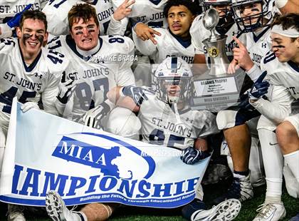 Thumbnail 2 in Catholic Memorial vs. St. John's Prep (MIAA Division 1 State Final) photogallery.