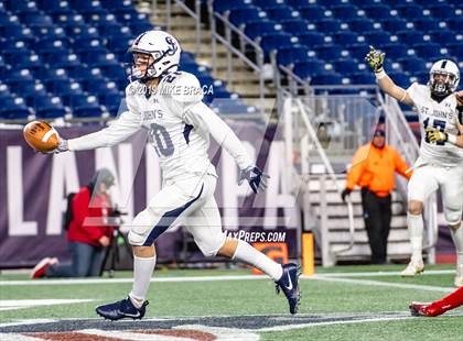 Thumbnail 2 in Catholic Memorial vs. St. John's Prep (MIAA Division 1 State Final) photogallery.