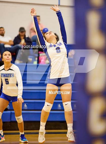 Thumbnail 2 in Atwater at Waterford (Scrimmage) photogallery.