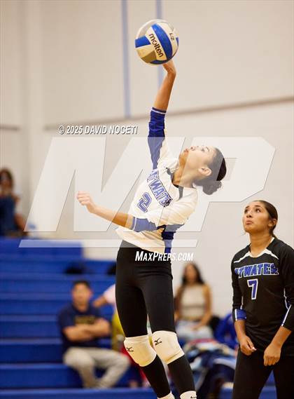 Thumbnail 3 in Atwater at Waterford (Scrimmage) photogallery.