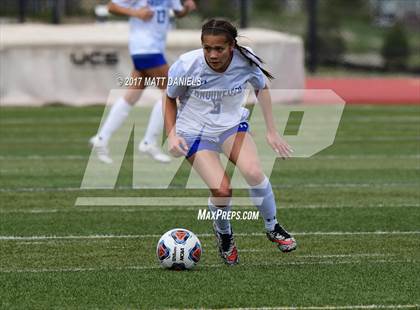 Thumbnail 3 in Arapahoe vs. Broomfield (CHSAA 5A Semifinal) photogallery.