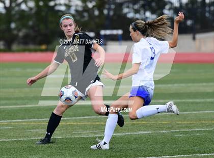 Thumbnail 1 in Arapahoe vs. Broomfield (CHSAA 5A Semifinal) photogallery.