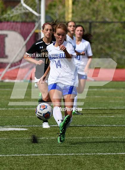 Thumbnail 2 in Arapahoe vs. Broomfield (CHSAA 5A Semifinal) photogallery.