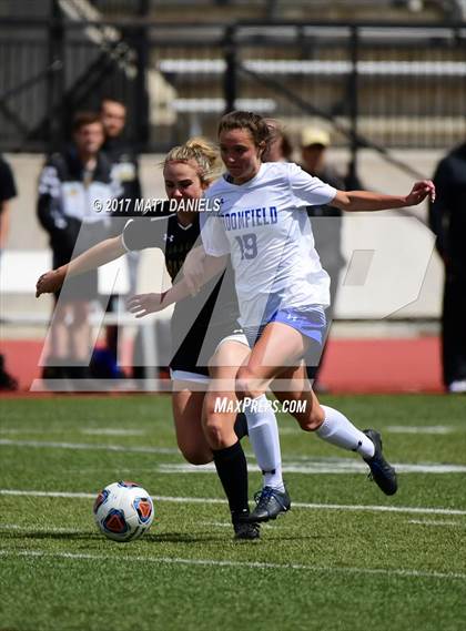Thumbnail 1 in Arapahoe vs. Broomfield (CHSAA 5A Semifinal) photogallery.