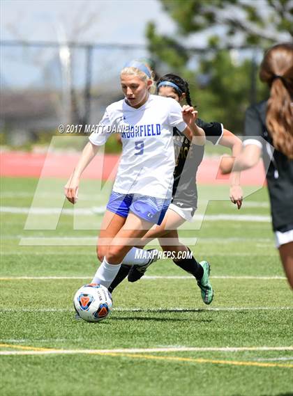 Thumbnail 1 in Arapahoe vs. Broomfield (CHSAA 5A Semifinal) photogallery.