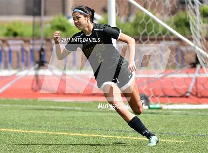 Thumbnail 3 in Arapahoe vs. Broomfield (CHSAA 5A Semifinal) photogallery.