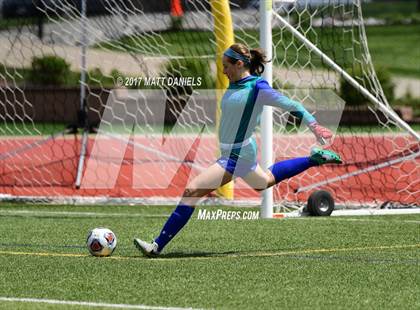 Thumbnail 2 in Arapahoe vs. Broomfield (CHSAA 5A Semifinal) photogallery.