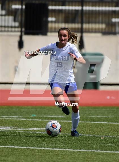 Thumbnail 3 in Arapahoe vs. Broomfield (CHSAA 5A Semifinal) photogallery.