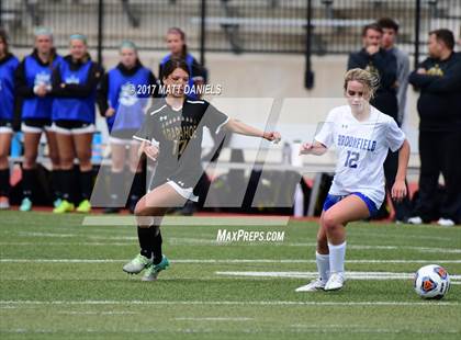 Thumbnail 1 in Arapahoe vs. Broomfield (CHSAA 5A Semifinal) photogallery.