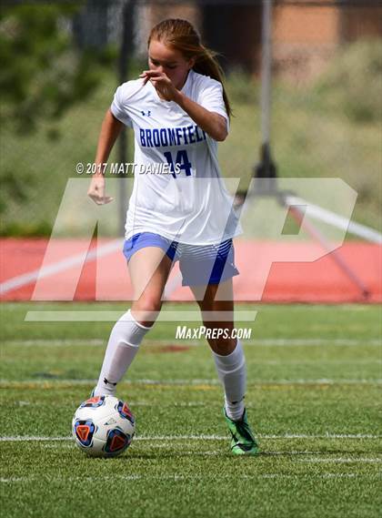 Thumbnail 1 in Arapahoe vs. Broomfield (CHSAA 5A Semifinal) photogallery.