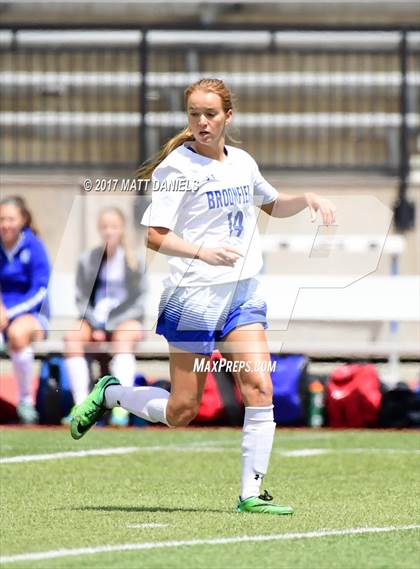 Thumbnail 2 in Arapahoe vs. Broomfield (CHSAA 5A Semifinal) photogallery.