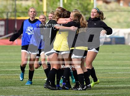 Thumbnail 1 in Arapahoe vs. Broomfield (CHSAA 5A Semifinal) photogallery.