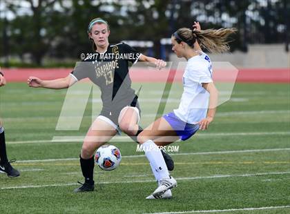 Thumbnail 2 in Arapahoe vs. Broomfield (CHSAA 5A Semifinal) photogallery.