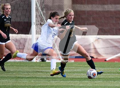 Thumbnail 1 in Arapahoe vs. Broomfield (CHSAA 5A Semifinal) photogallery.