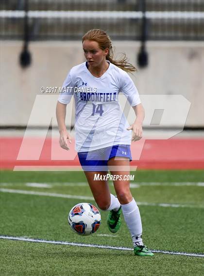 Thumbnail 2 in Arapahoe vs. Broomfield (CHSAA 5A Semifinal) photogallery.