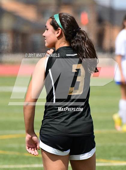 Thumbnail 1 in Arapahoe vs. Broomfield (CHSAA 5A Semifinal) photogallery.