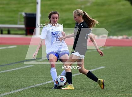 Thumbnail 2 in Arapahoe vs. Broomfield (CHSAA 5A Semifinal) photogallery.