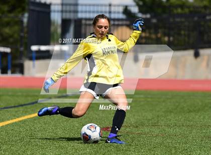 Thumbnail 2 in Arapahoe vs. Broomfield (CHSAA 5A Semifinal) photogallery.