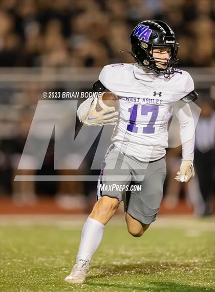 Thumbnail 2 in West Ashley vs Carolina Forest (SCHSL 5A Round 2) photogallery.