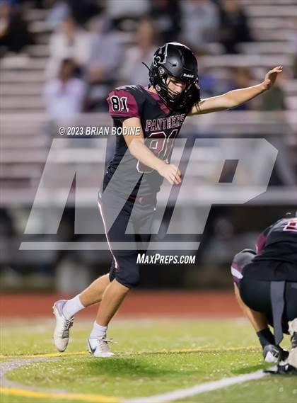Thumbnail 3 in West Ashley vs Carolina Forest (SCHSL 5A Round 2) photogallery.