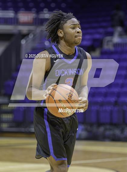 Thumbnail 3 in Dickinson vs. Cypress Falls (Houston Methodist Cy-Hoops Invitational) photogallery.