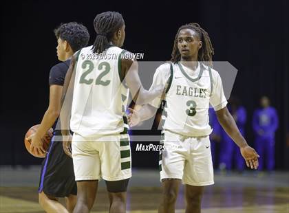 Thumbnail 2 in Dickinson vs. Cypress Falls (Houston Methodist Cy-Hoops Invitational) photogallery.