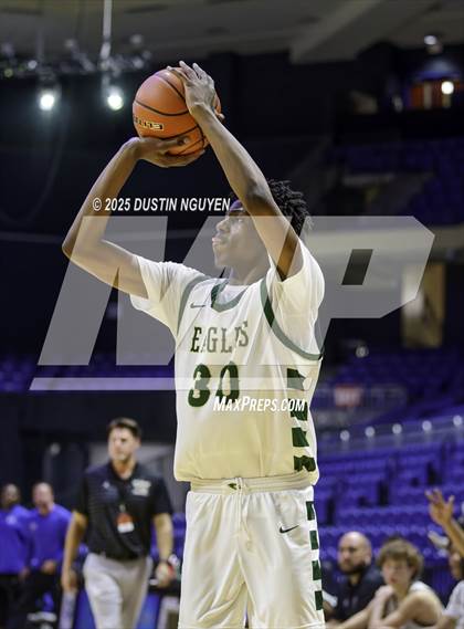 Thumbnail 2 in Dickinson vs. Cypress Falls (Houston Methodist Cy-Hoops Invitational) photogallery.