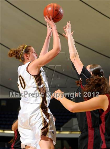 Thumbnail 1 in Alemany vs. Laguna Hills (CIF SS D3AA Final) photogallery.