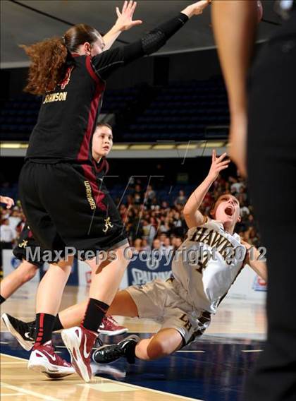 Thumbnail 1 in Alemany vs. Laguna Hills (CIF SS D3AA Final) photogallery.