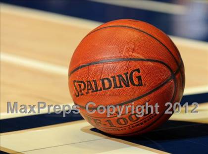 Thumbnail 1 in Alemany vs. Laguna Hills (CIF SS D3AA Final) photogallery.