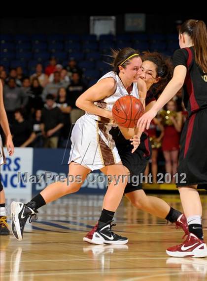 Thumbnail 3 in Alemany vs. Laguna Hills (CIF SS D3AA Final) photogallery.