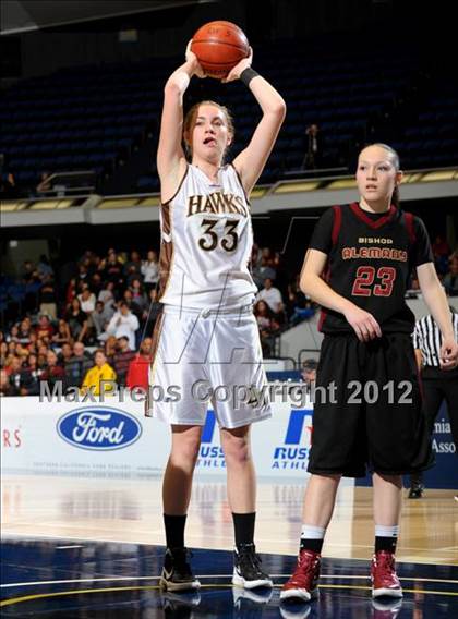 Thumbnail 1 in Alemany vs. Laguna Hills (CIF SS D3AA Final) photogallery.