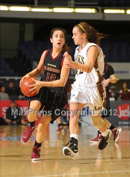 Thumbnail 1 in Alemany vs. Laguna Hills (CIF SS D3AA Final) photogallery.