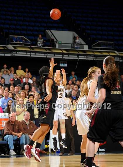 Thumbnail 2 in Alemany vs. Laguna Hills (CIF SS D3AA Final) photogallery.
