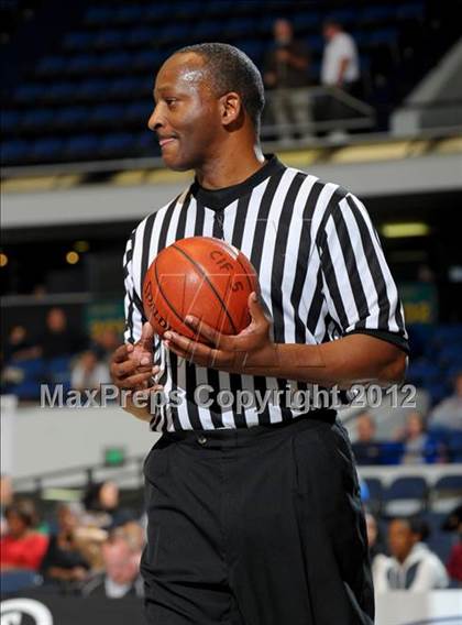 Thumbnail 1 in Alemany vs. Laguna Hills (CIF SS D3AA Final) photogallery.