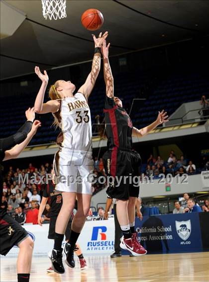 Thumbnail 3 in Alemany vs. Laguna Hills (CIF SS D3AA Final) photogallery.