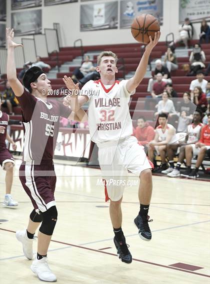 Thumbnail 3 in Calexico vs. Village Christian (Rancho Mirage Holiday Invitational) photogallery.