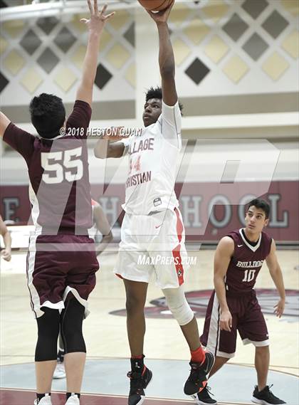Thumbnail 2 in Calexico vs. Village Christian (Rancho Mirage Holiday Invitational) photogallery.