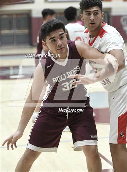 Thumbnail 2 in Calexico vs. Village Christian (Rancho Mirage Holiday Invitational) photogallery.