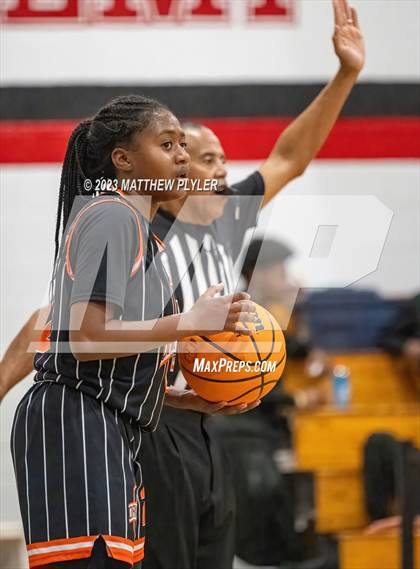 Thumbnail 3 in Oak City Prep vs. North Raleigh Christian Academy (Dreamville Winter Showcase at Berean Academy) photogallery.