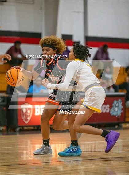 Thumbnail 2 in Oak City Prep vs. North Raleigh Christian Academy (Dreamville Winter Showcase at Berean Academy) photogallery.
