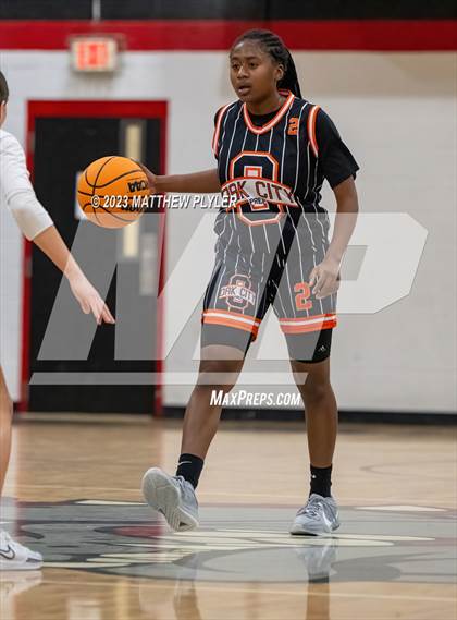 Thumbnail 2 in Oak City Prep vs. North Raleigh Christian Academy (Dreamville Winter Showcase at Berean Academy) photogallery.
